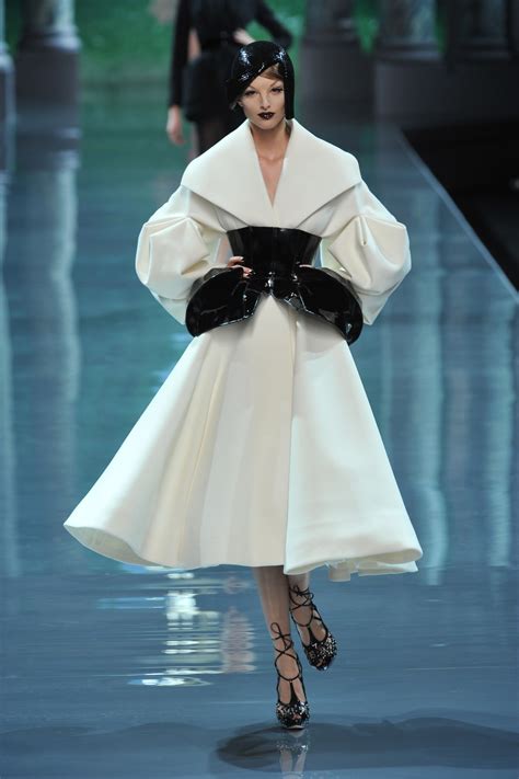 christian Dior dresses 2008